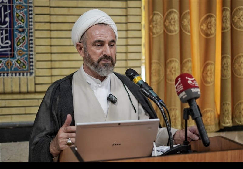 امام جمعه ایلام: راه عبور از بحران اقتصادی وحدت ملی و تلاش جهادی است